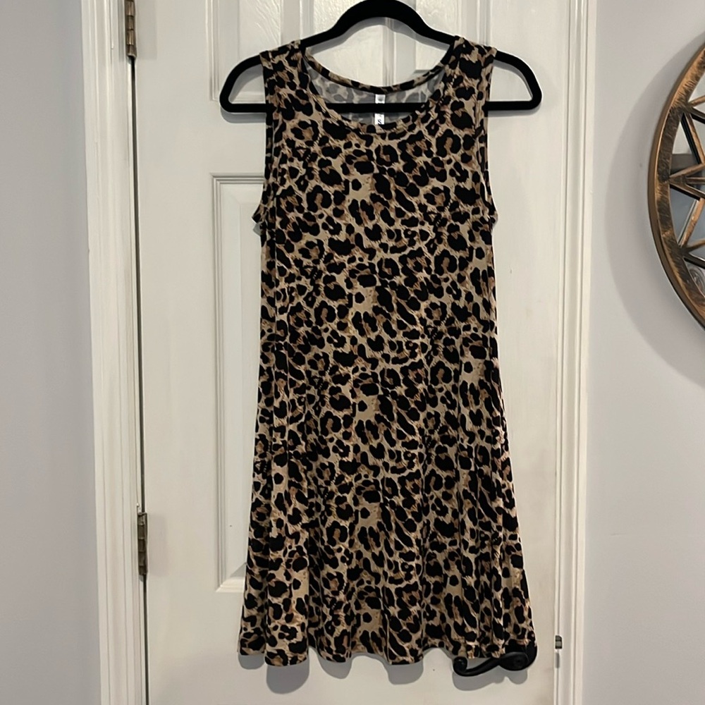 NWT Leopard print swing flowy mini dress size small